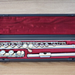 Flauta Transversal Yamaha 211 II - Niquelada #302501